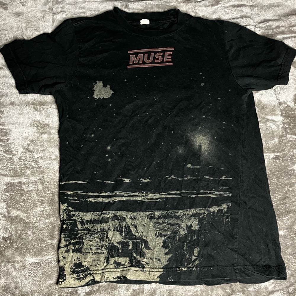 short sleeve muse bleached T
